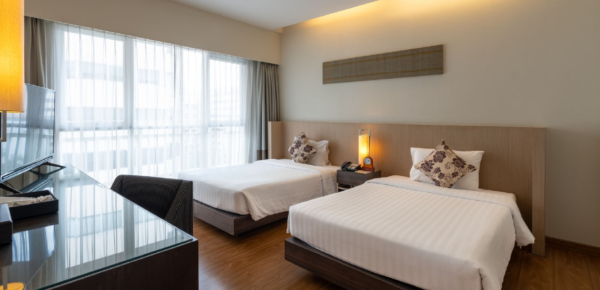 One Bedroom Suite - Image 8